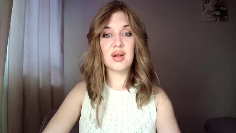 Snapshot of velvetrich8 chatting on February 27, 2:28 pm VelvetRich8 online show from February 27, 2:28 pm