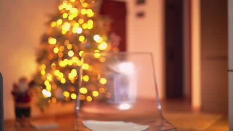 Adalline online show from December 3, 4:39 pm