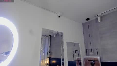 Snapshot of velvettease_ chatting on July 7, 12:53 pm velvettease_ online show from July 7, 12:53 pm