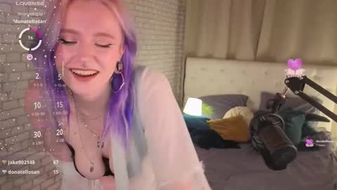 velvetvesper online show from November 11, 9:37 pm