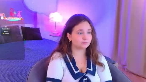 velvetvixencute online show from September 15, 5:29 am