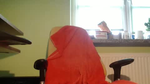 Snapshot of vendi1 chatting on December 7, 11:40 am vendi1 online show from December 7, 11:40 am