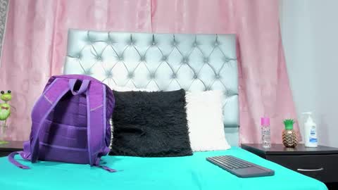 veneno hot online show from November 24, 1:00 pm