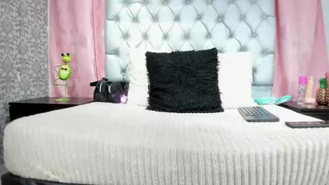 veneno hot online show from December 5, 1:52 pm