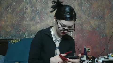 Naly online show from November 30, 12:20 pm