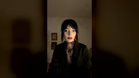 Snapshot of venom_goddess chatting on July 2, 8:04 pm venom_goddess online show from July 2, 8:04 pm