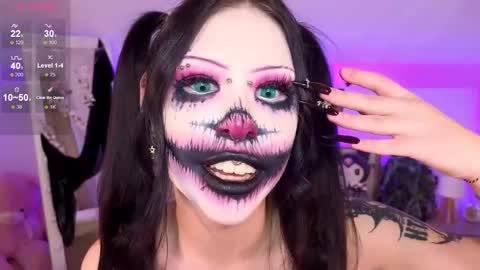 Vivian online show from October 17, 3:20 am