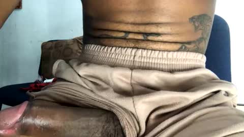 Snapshot of venoso1111 chatting on February 15, 5:59 am venoso1111 online show from February 15, 5:59 am