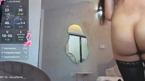 VENUS online show from April 1, 1:41 pm