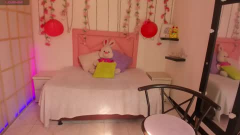 Mary online show from October 10, 7:57 pm