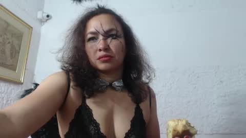 Snapshot of venus_lov chatting on October 31, 11:55 am venus_lov online show from October 31, 11:55 am