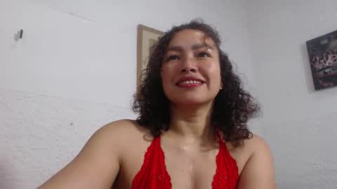 Snapshot of venus_lov chatting on November 15, 11:29 am venus_lov online show from November 15, 11:29 am