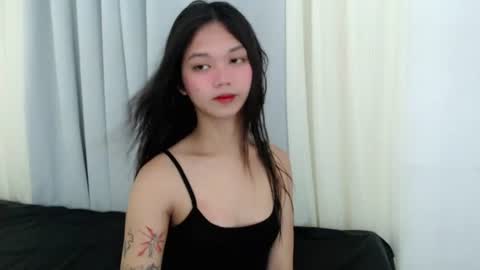 Snapshot of venus_mirage chatting on June 21, 5:21 am venus_mirage online show from June 21, 5:21 am