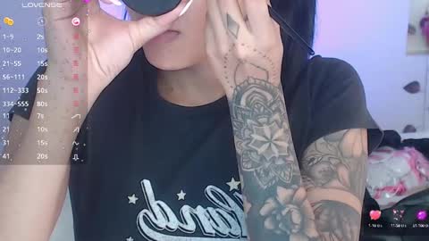 Snapshot of venusevans1 chatting on February 15, 9:15 pm Venus Evans online show from February 15, 9:15 pm