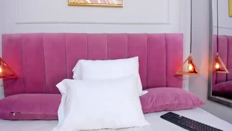 Venus online show from October 10, 12:04 pm