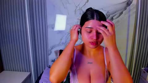 Venusowen  online show from March 18, 12:30 pm