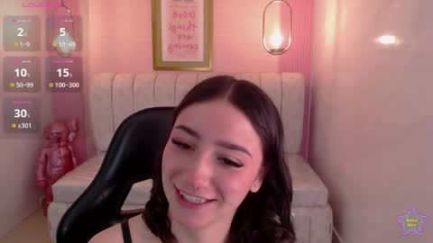 venuss online show from February 19, 1:18 pm