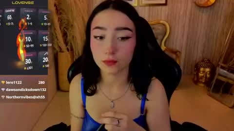Snapshot of venuss09_s chatting on July 12, 3:03 pm venuss online show from July 12, 3:03 pm