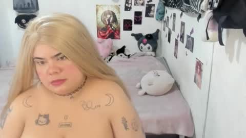 Venuss  online show from January 15, 11:04 am