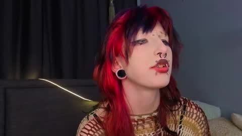 Erica online show from January 7, 8:22 pm