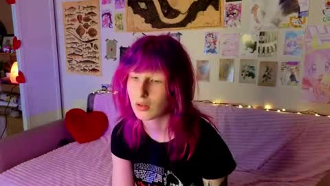 Snapshot of veolatownson chatting on April 27, 8:18 pm Erica online show from April 27, 8:18 pm