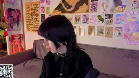 Snapshot of veolatownson chatting on June 1, 8:10 pm Erica online show from June 1, 8:10 pm