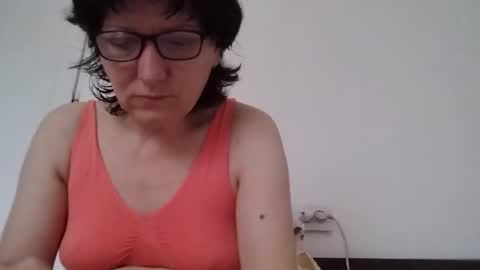 Vera online show from March 30, 3:13 pm