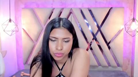 Snapshot of verabest chatting on December 4, 12:52 am Domelipa online show from December 4, 12:52 am