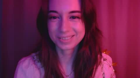 Snapshot of veralush chatting on November 8, 1:44 pm Una online show from November 8, 1:44 pm