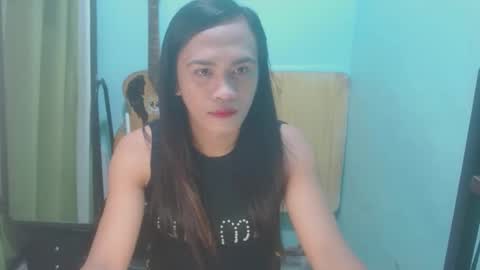 Snapshot of verhenia chatting on December 28, 3:26 am verhenia online show from December 28, 3:26 am