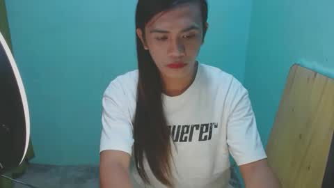 Snapshot of verhenia chatting on January 19, 2:59 pm verhenia online show from January 19, 2:59 pm