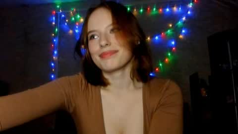 Snapshot of verlinehartwell chatting on January 7, 3:14 pm Michelle online show from January 7, 3:14 pm