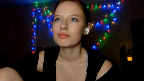 Snapshot of verlinehartwell chatting on January 9, 2:42 pm Michelle online show from January 9, 2:42 pm