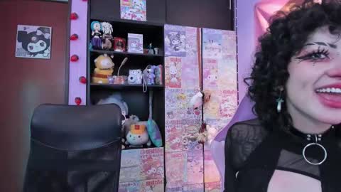     online show from March 27, 11:04 pm