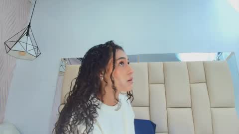 Vero online show from December 3, 12:03 pm