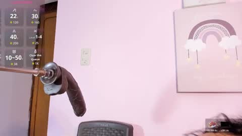 Snapshot of veronica_bigass chatting on May 24, 6:35 pm Veronica online show from May 24, 6:35 pm