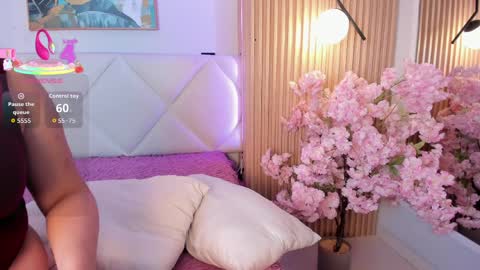 veronica_hill_ online show from April 1, 3:07 am