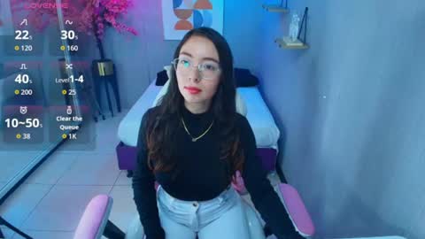 Snapshot of veronica_miiller chatting on June 16, 7:38 pm veronica online show from June 16, 7:38 pm