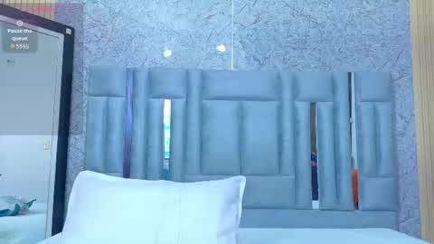 Snapshot of veronica_roose chatting on July 17, 1:07 pm Veronica online show from July 17, 1:07 pm