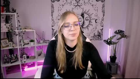 VERONICA online show from February 27, 11:20 am