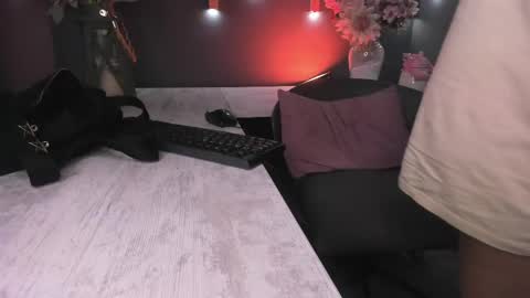 Veronica online show from June 4, 6:36 pm