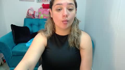 Snapshot of veronicaparkersex chatting on May 21, 12:23 pm veronicaparkersex online show from May 21, 12:23 pm