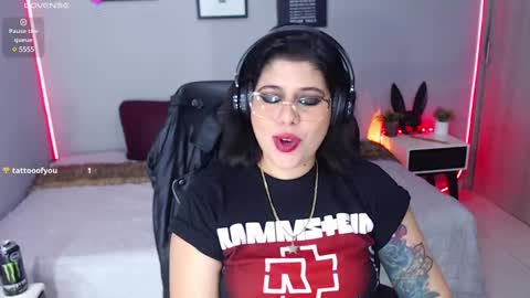 Miss Veronika online show from February 20, 2:24 pm