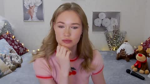 Snapshot of veronikamitchel chatting on January 4, 6:51 pm Veronika online show from January 4, 6:51 pm