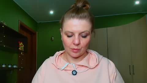 VeronikawGold online show from May 27, 1:57 am