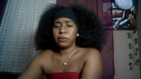 Snapshot of verronique1511 chatting on July 12, 5:53 am verronique1511 online show from July 12, 5:53 am