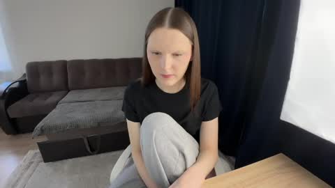 Karina followed me bb online show from April 20, 12:30 pm