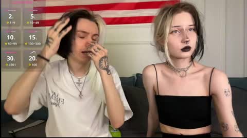 veryraretwins online show from April 16, 3:13 pm