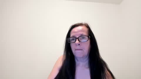 verysassypeachgoddess online show from January 11, 3:44 am