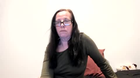 verysassypeachgoddess online show from January 16, 3:43 am